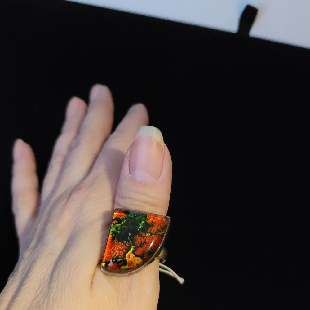 Dichroic Glass Statement Ring,  sz 7.75; set in sterling silver - Picture 7 of 9